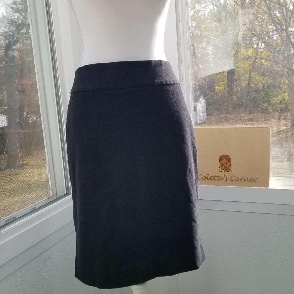 ❤️2/$19 Banana Republic Black Stretch Pencil Skirt